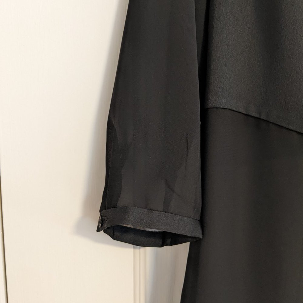 Tahari - Picture 4 of 5